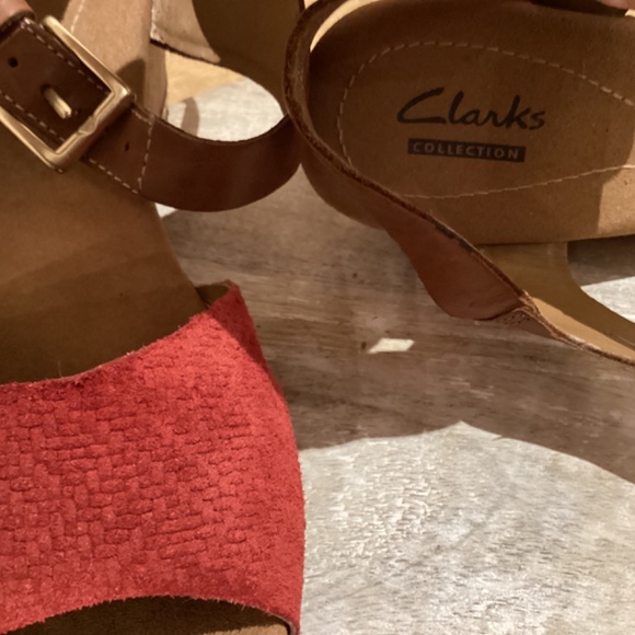 Clarks Espadrille Cork Wedge Sandal w/Red Suede Leather Upper Size 8.5 M - Picture 5 of 7